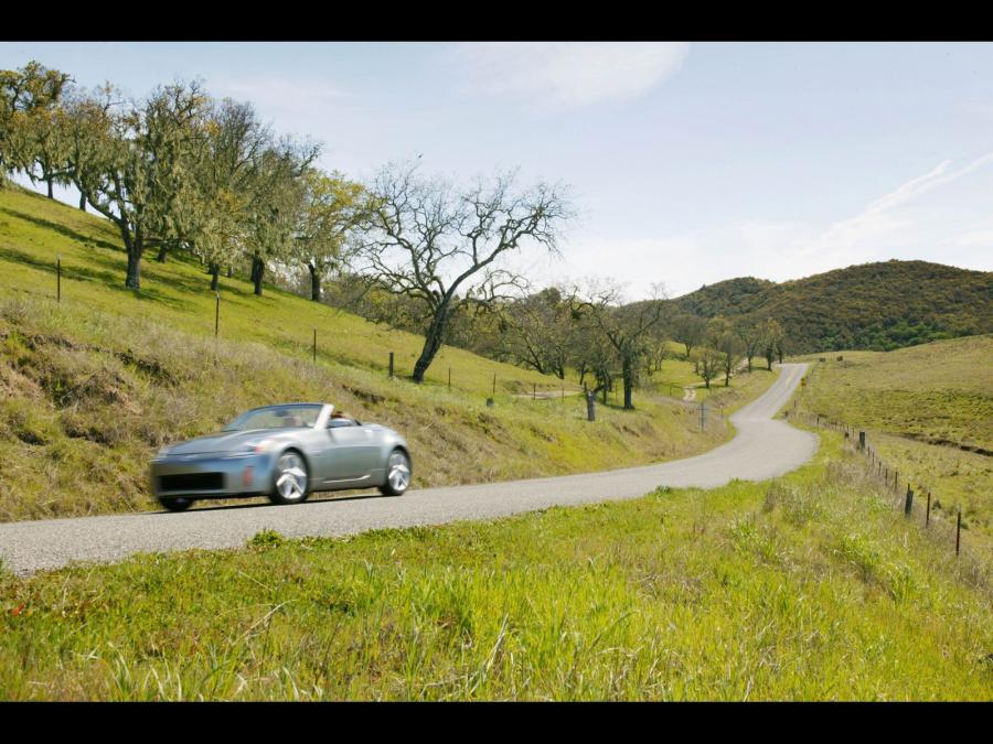  Nissan 350Z Roadster 2004 года  (фото 11 из 25)